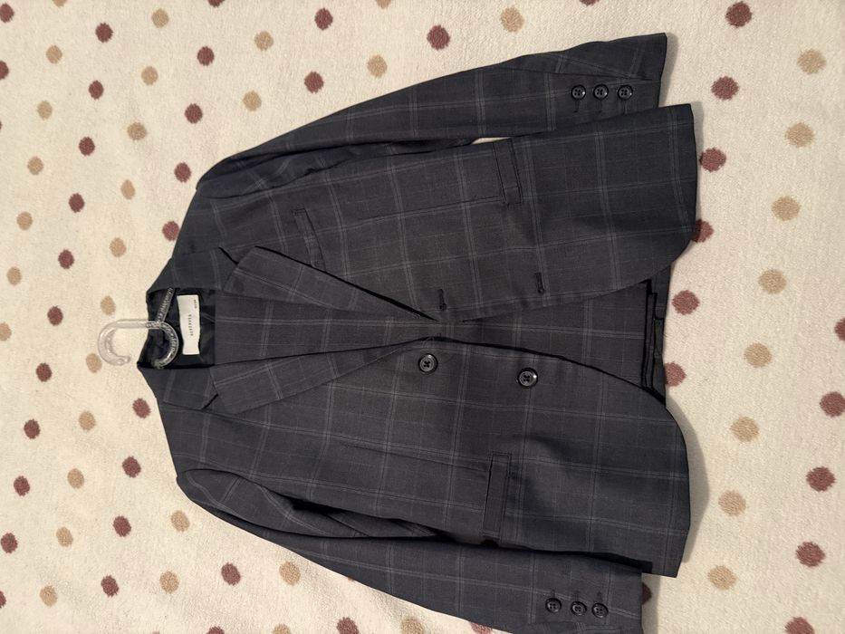 Детски костюм за 122 см.