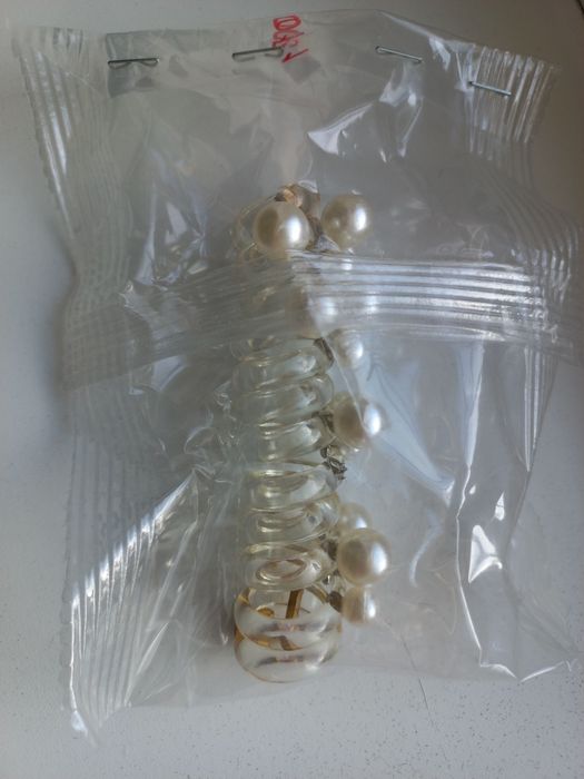 Заколка для волос