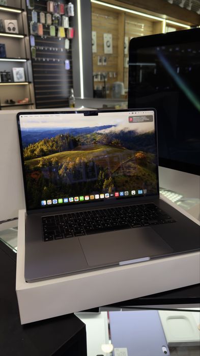 MacBook Air 15 M3 8/512GB Gray