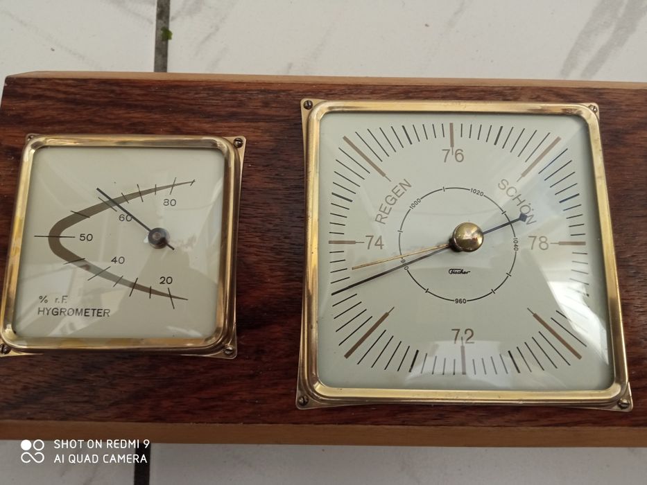 Немска  метеорологична станция.барометър,термометър.