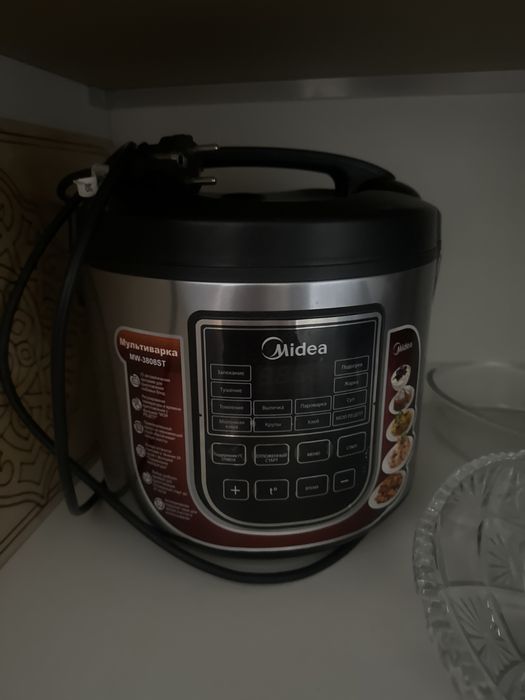 Мультиварка midea новая