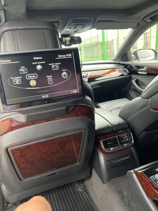 Audi A8 Bussiness Long, Full option