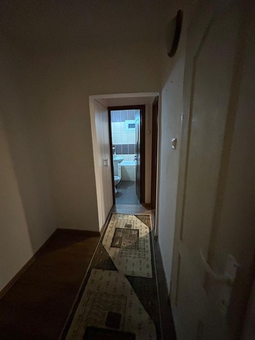 Închiriez apartament 2 camere
