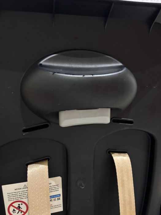 Продаю детский стульчик для кормления Kidilo