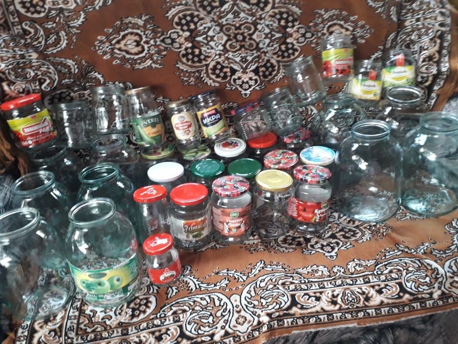 Продам дёшево банки разных ёмкостей