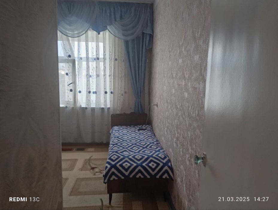 Продается квартира 3 комнатная 10 мкр 4 этаж