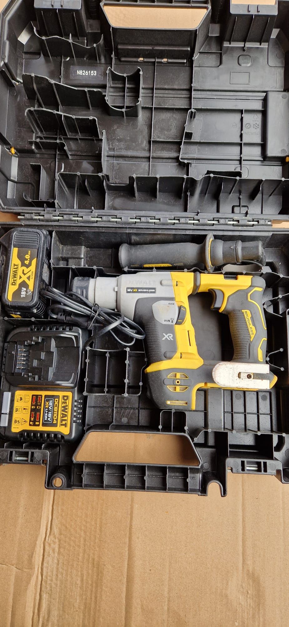 Dewalt rotopercutor pe acumulator
