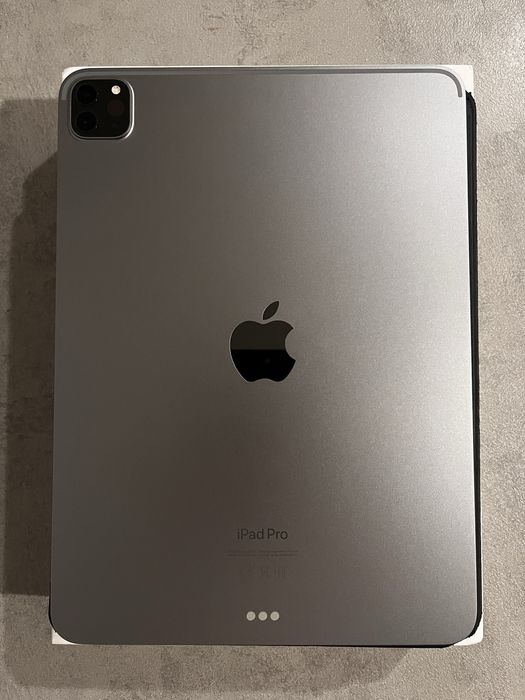 Apple Ipad Pro 11 inch, Generația 4, M2, 128GB, WiFi - IMPECABIL