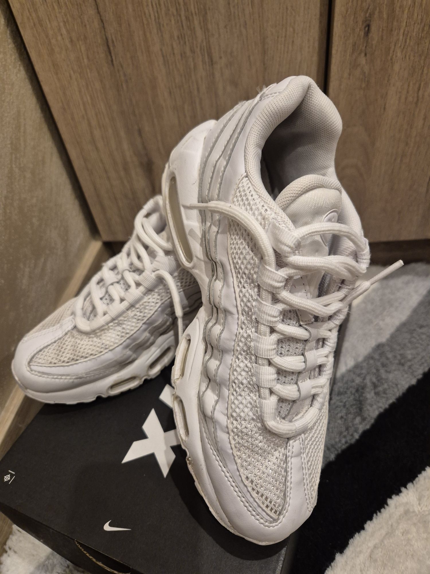 NIKE 93 , номер 37,5