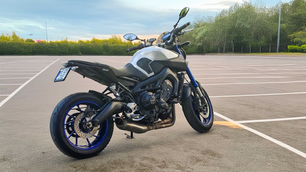 Vând Yamaha MT09 ABS