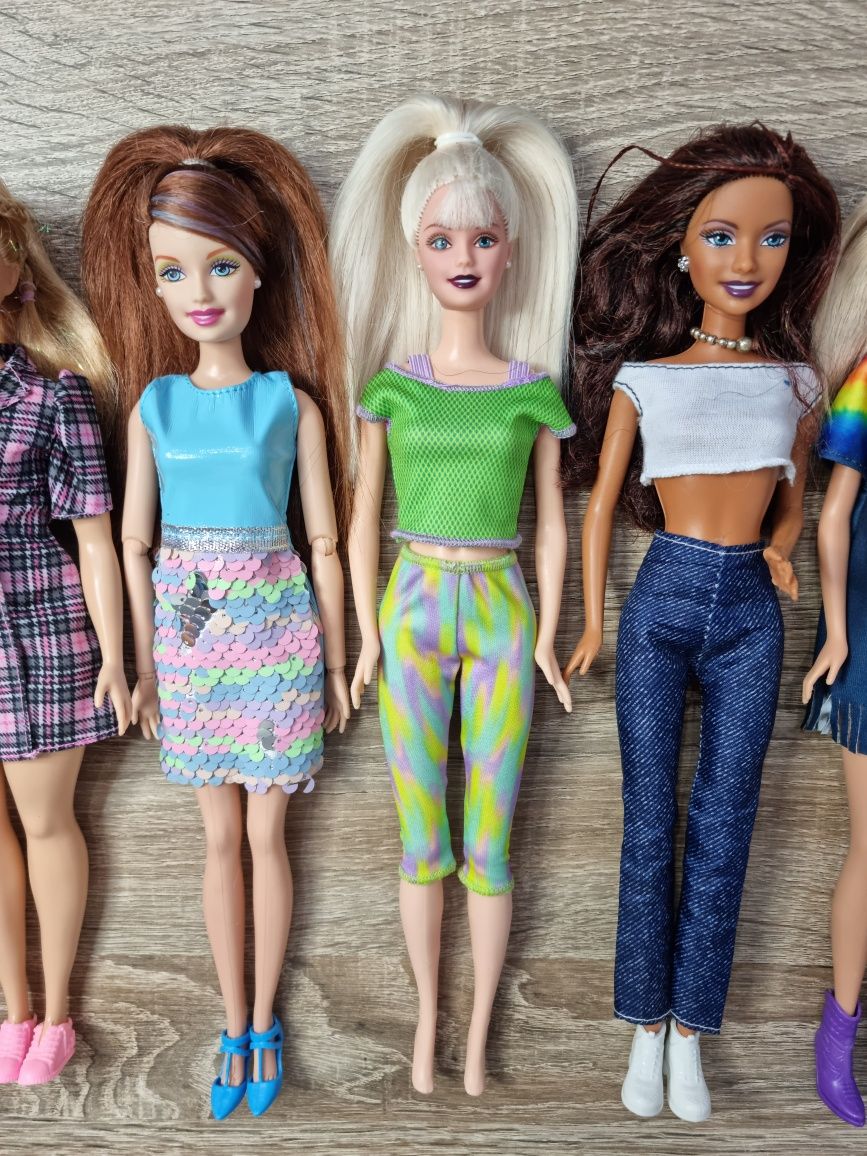 Papusi Barbie Mattel Fashionistas Dreamtopia Hollywood nails