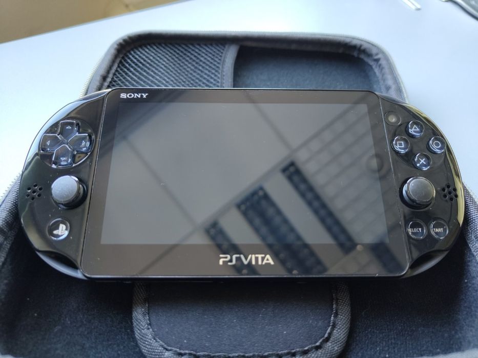 Ps Vita Slim конзола