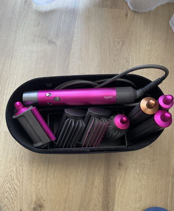 Dyson airwrab compleze 750лв