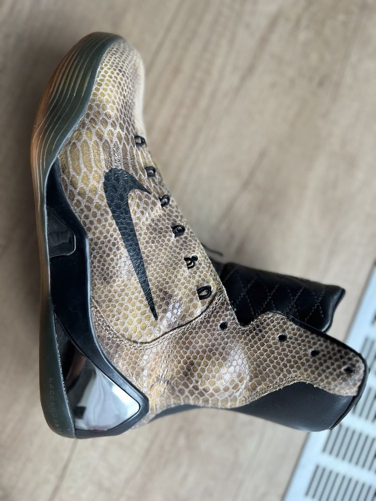 Nike Kobe 9 High EXT QS "snakeskin" sneakers