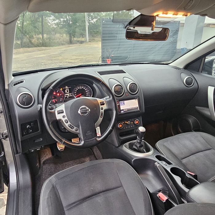 Nissan Qashqai 2012 • 1.5dci • Pano