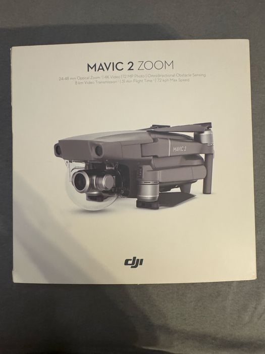 DJI Mavic 2 Zoom + 3 baterii + geantă – stare bună