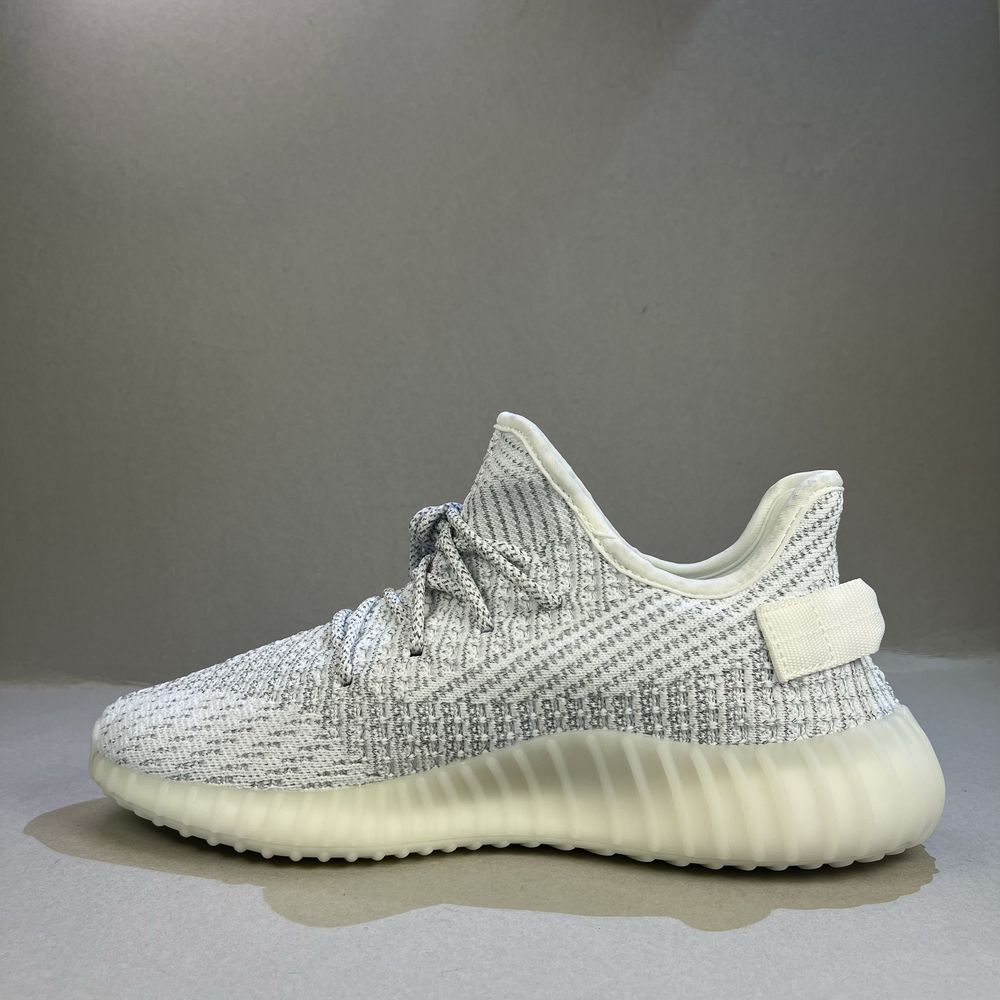Yeezy 350 Boost V2 White! НОВИ!