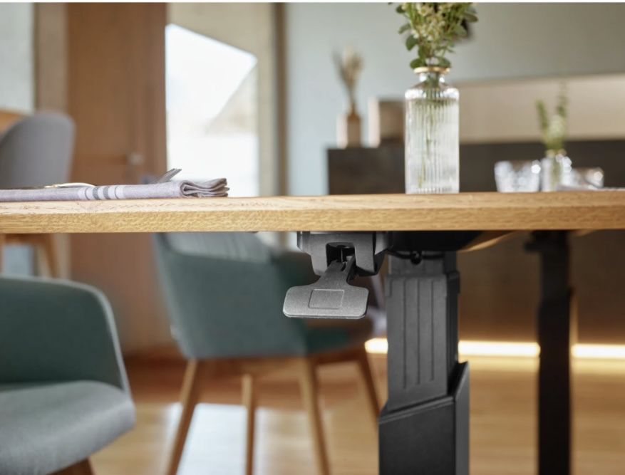 Picior metalic inalt /masa inalta bar