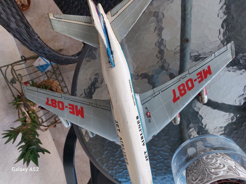 Jucarie veche,  avion ME - 087, China