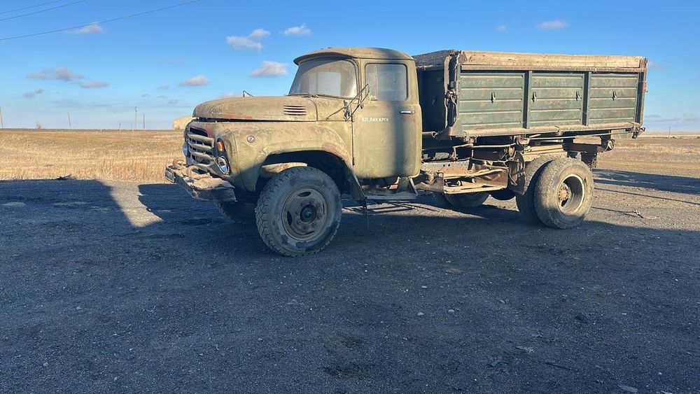 Продам ЗИЛ на разбор