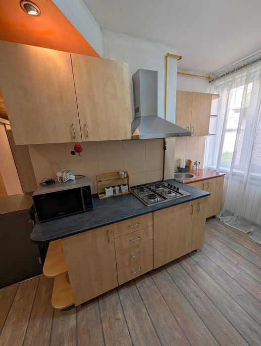 Inchiriez apartament in Petrosani