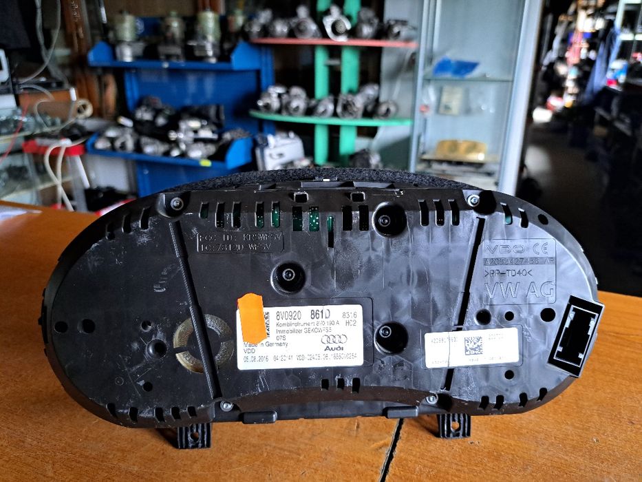 Ceasuri bord Audi A3 8v 8V0920861D