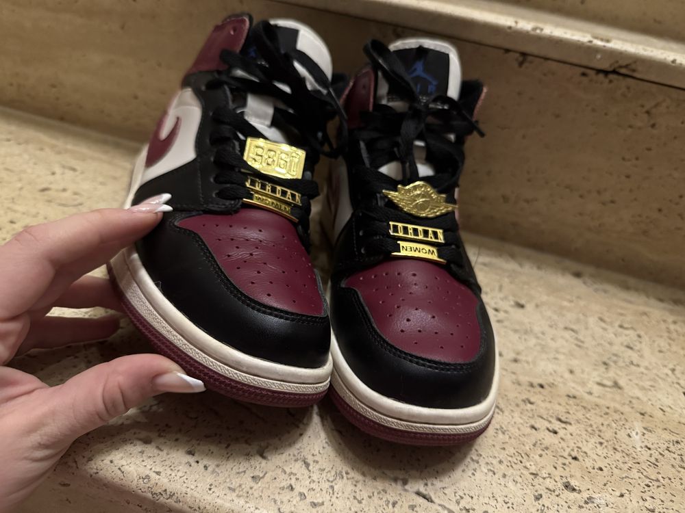 Nike jordan кецове Jordan 1 Mid Maroon Black