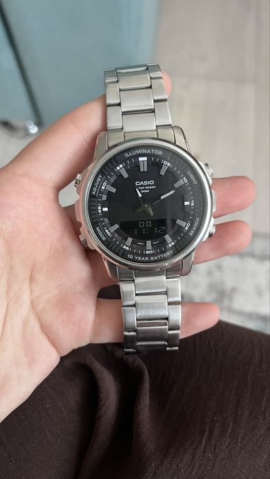 Продам кварцевые часы Casio оригинал