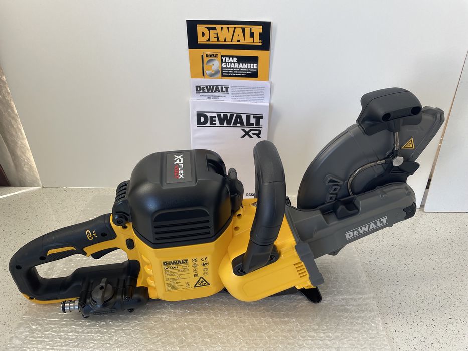 DeWALT DCS 691 XR.  FLEXVOLT 54V. / Drujba de Beton, Original Nou !