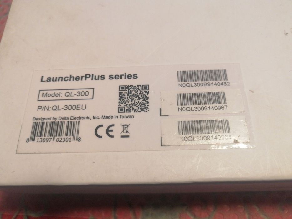 Launcher plus vivotek, adaptor rețea.