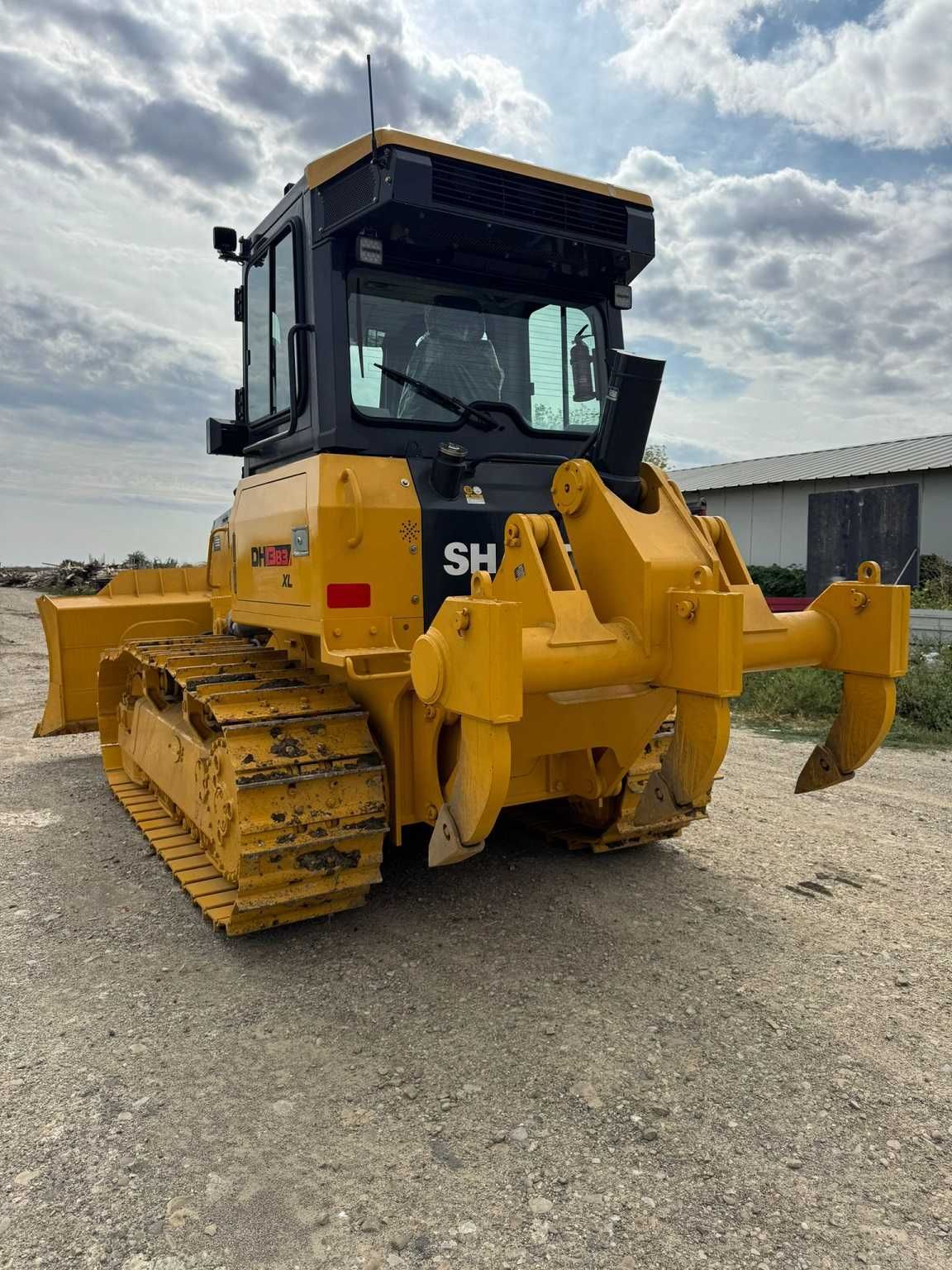 Buldozer DH13B3 XL