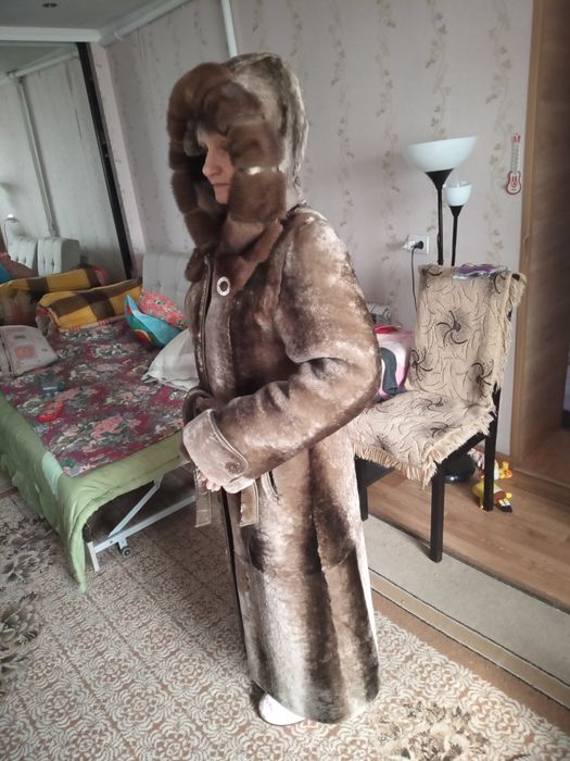 Продам новую шубу