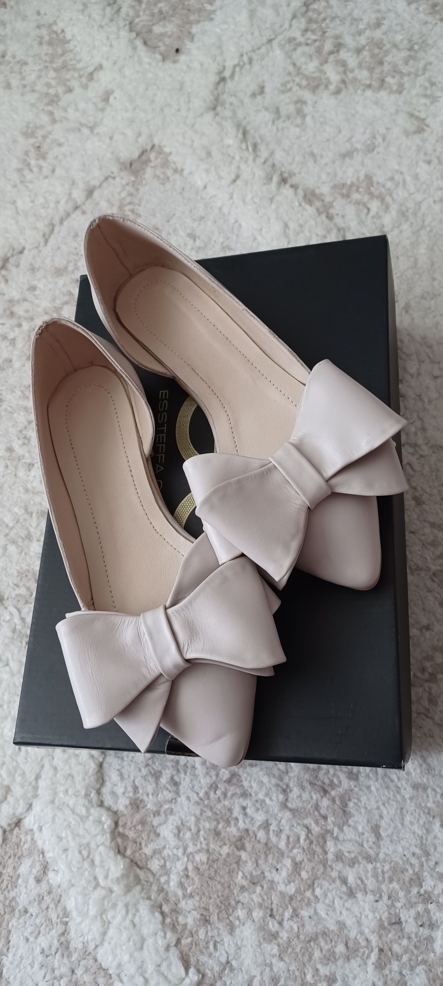 Balerini , piele , marimea 36