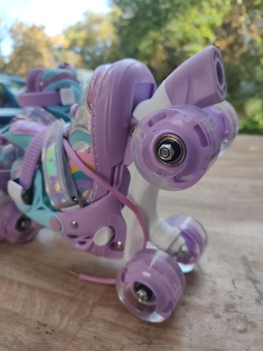 Нови кънки детски светещи