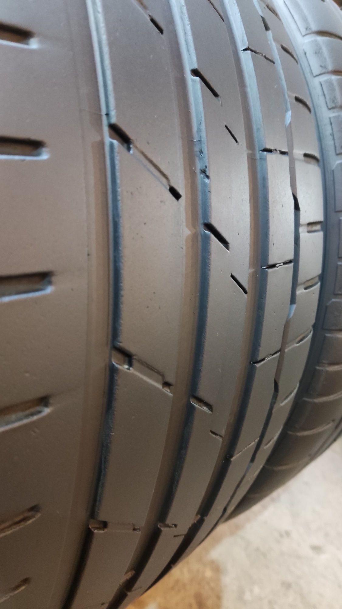 4бр летни гуми 275/30/20 Hankook Ventus S1 Evo 3, dot0921
dot 0