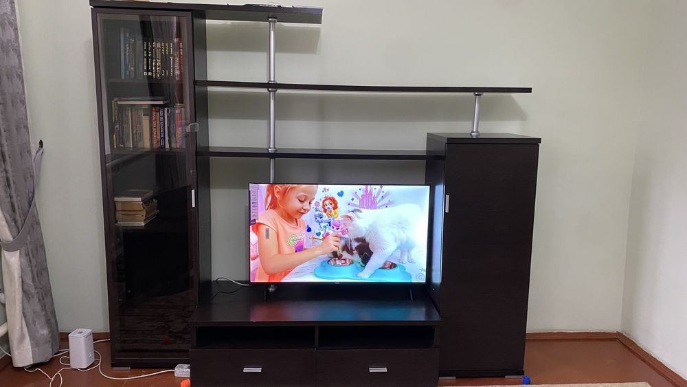 Продам подставку под телевизор