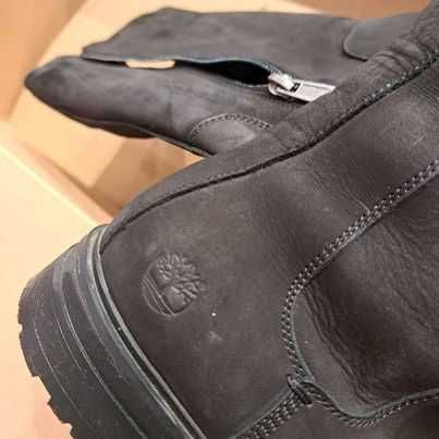 Ботуши от първокачествена кожа; TIMBERLAND