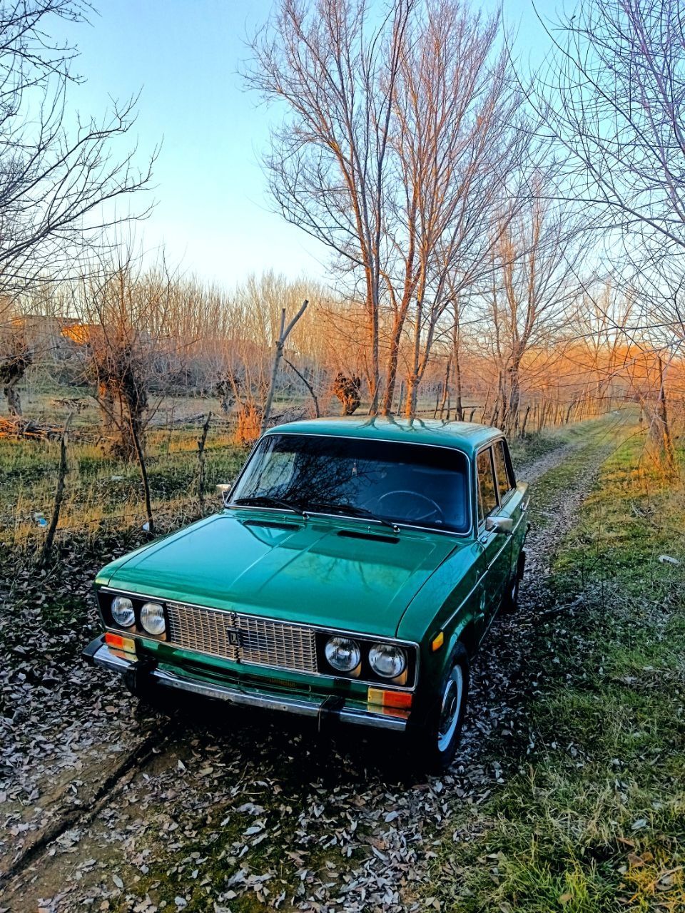 Jiguli Vaz 2106 sotiladi, metani bor