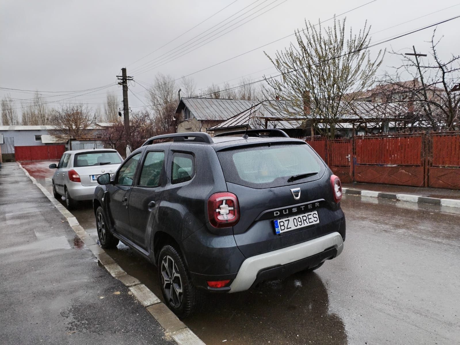 Vând Dacia Duster 1.5 110 cp