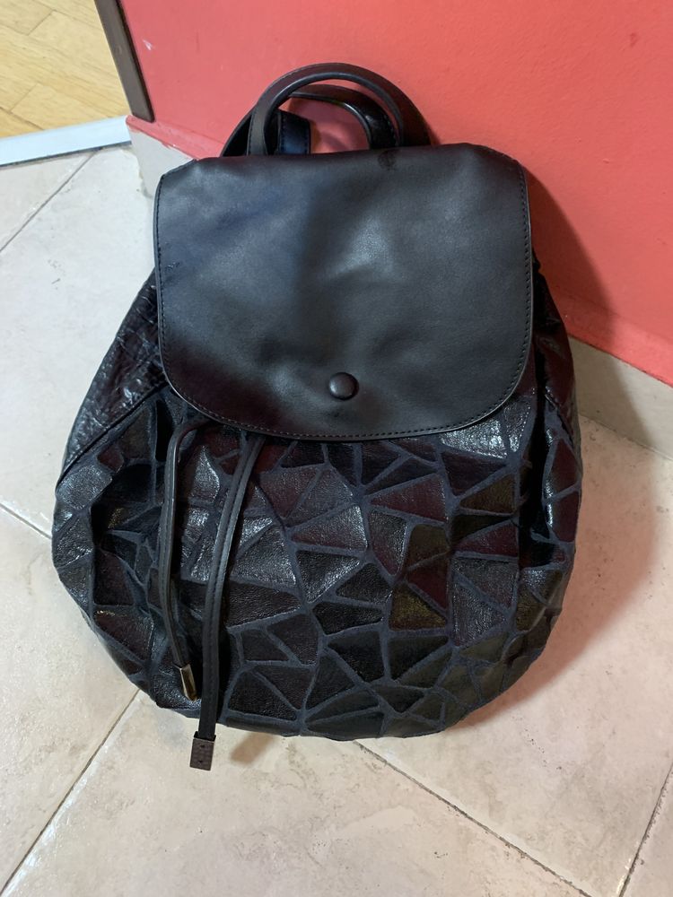LV Mickey Mouse и раница с ресни и много джобове