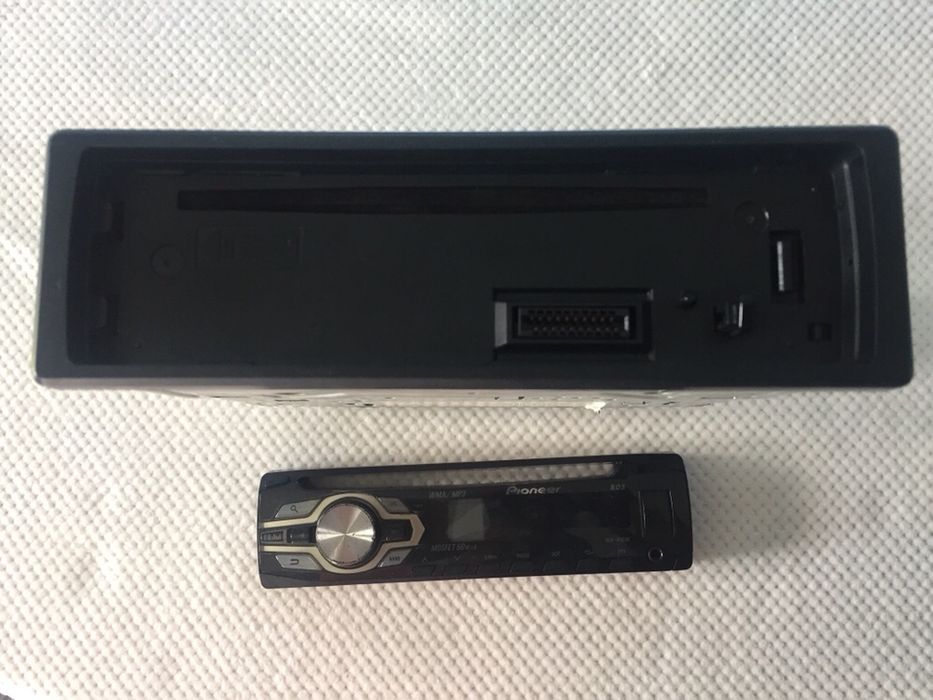 MP3 auto Pioneer DEH-141OUB 50w x4