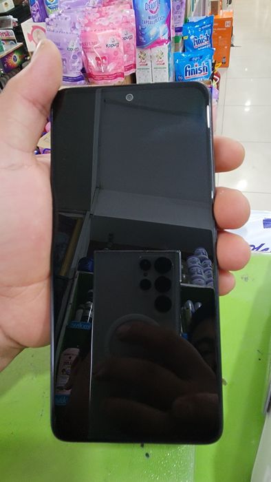 Redmi note 14  xolati ideal yangi 3 oy bolgan karopkadan ochilganga