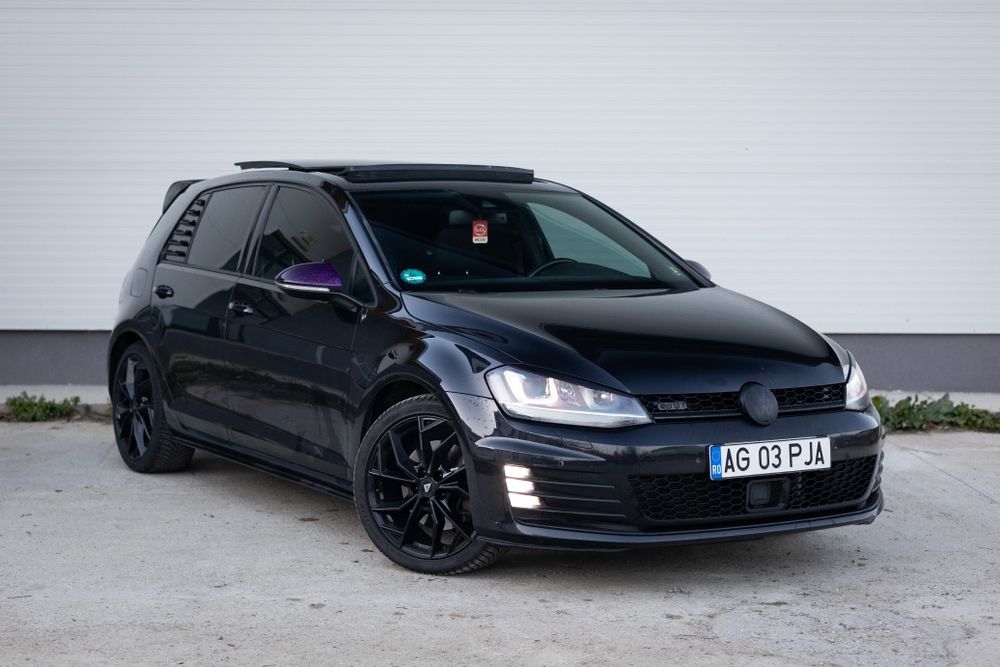 Vw Golf 7 GTD 2.0 Tdi 184 cp FrontAssist/LaneAssist/Acc/Panoramic