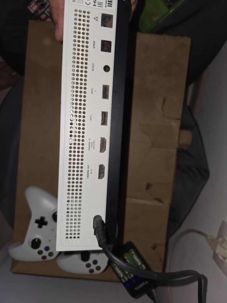 XBOX ONE S ( 1S ) 500GB