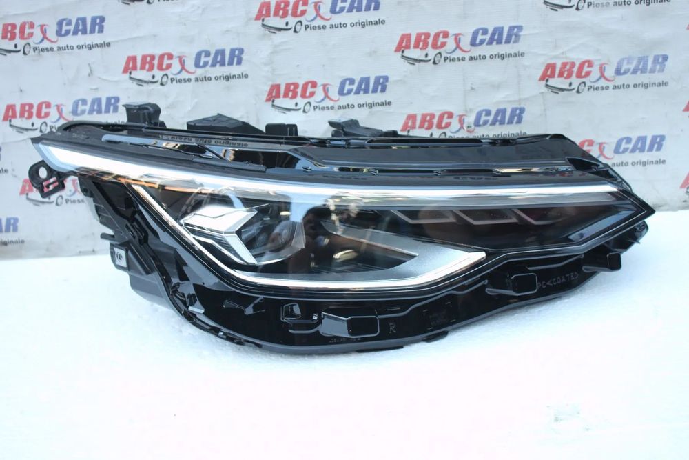 Set faruri stanga-dreapta full LED VW Golf 8 facelift 2024-prezent 5H1941035N, 5H1941036N