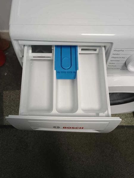 Инверторна Пералня машина Bosch-Бош 8 кг 1400 об/мин EcoSilence Drive™