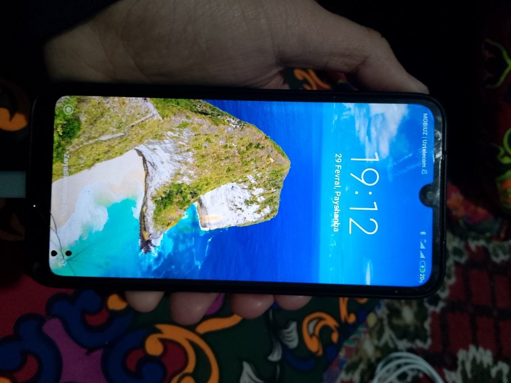 Redmi 7. 3/32 gb