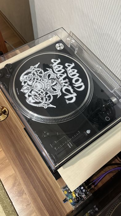 Продавам грамофон Audio-technica lp-140xp