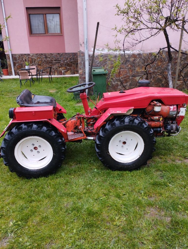 Tractor pasquali 4x4 de 45 cai