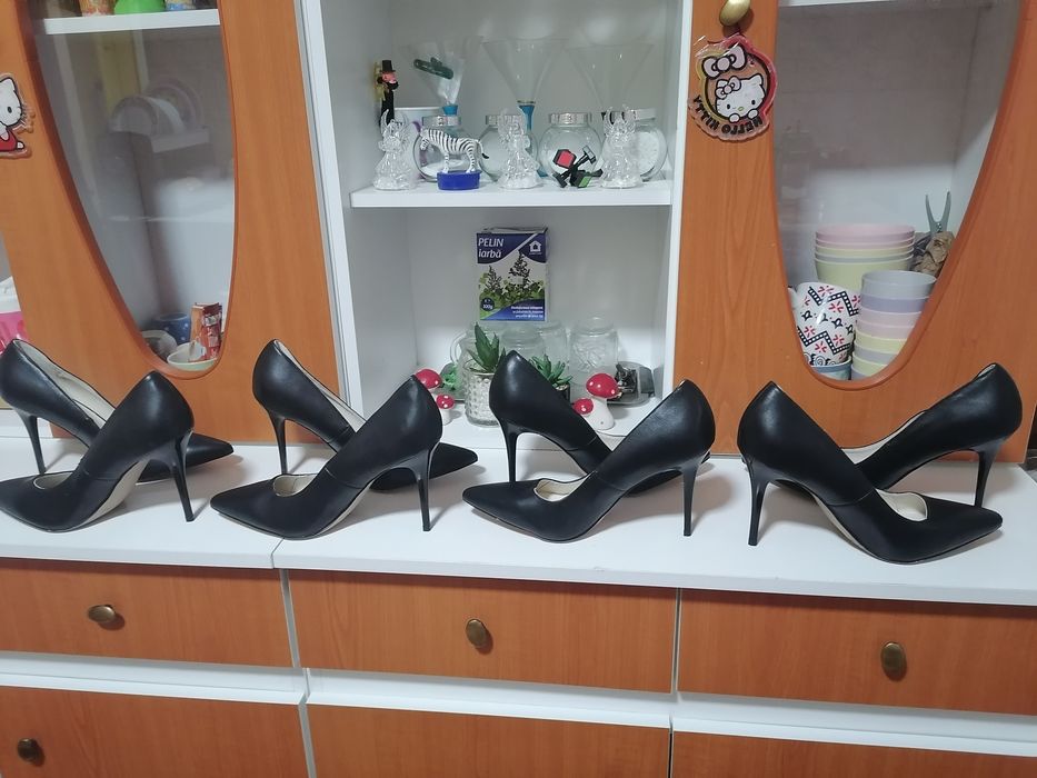 Pantofi damă noi (4 perechi)) - (mărimea 41)-  250 lei